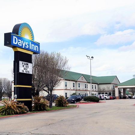 Days Inn By Wyndham Denham Springs-Baton Rouge East Екстер'єр фото