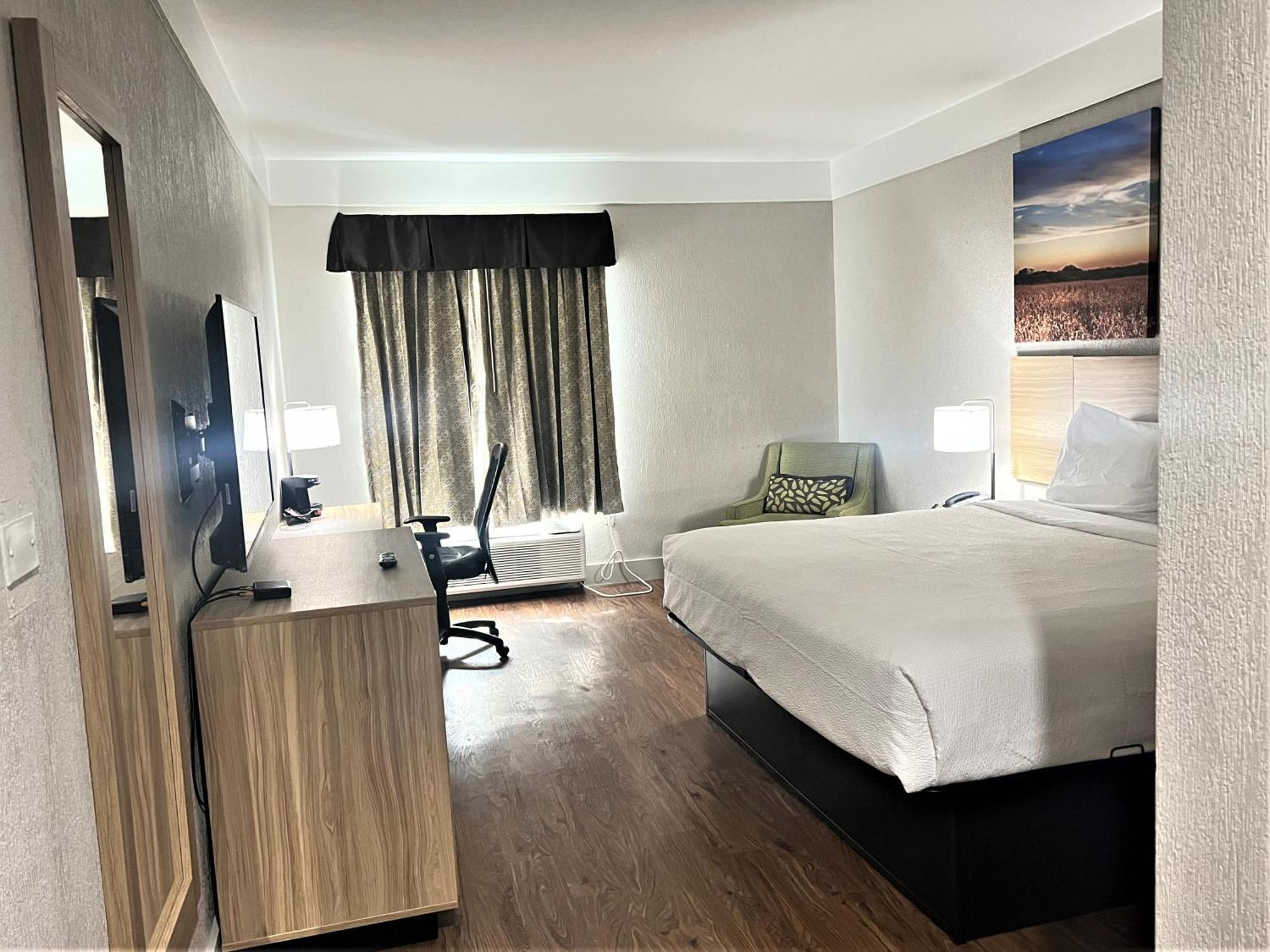 Days Inn By Wyndham Denham Springs-Baton Rouge East Екстер'єр фото