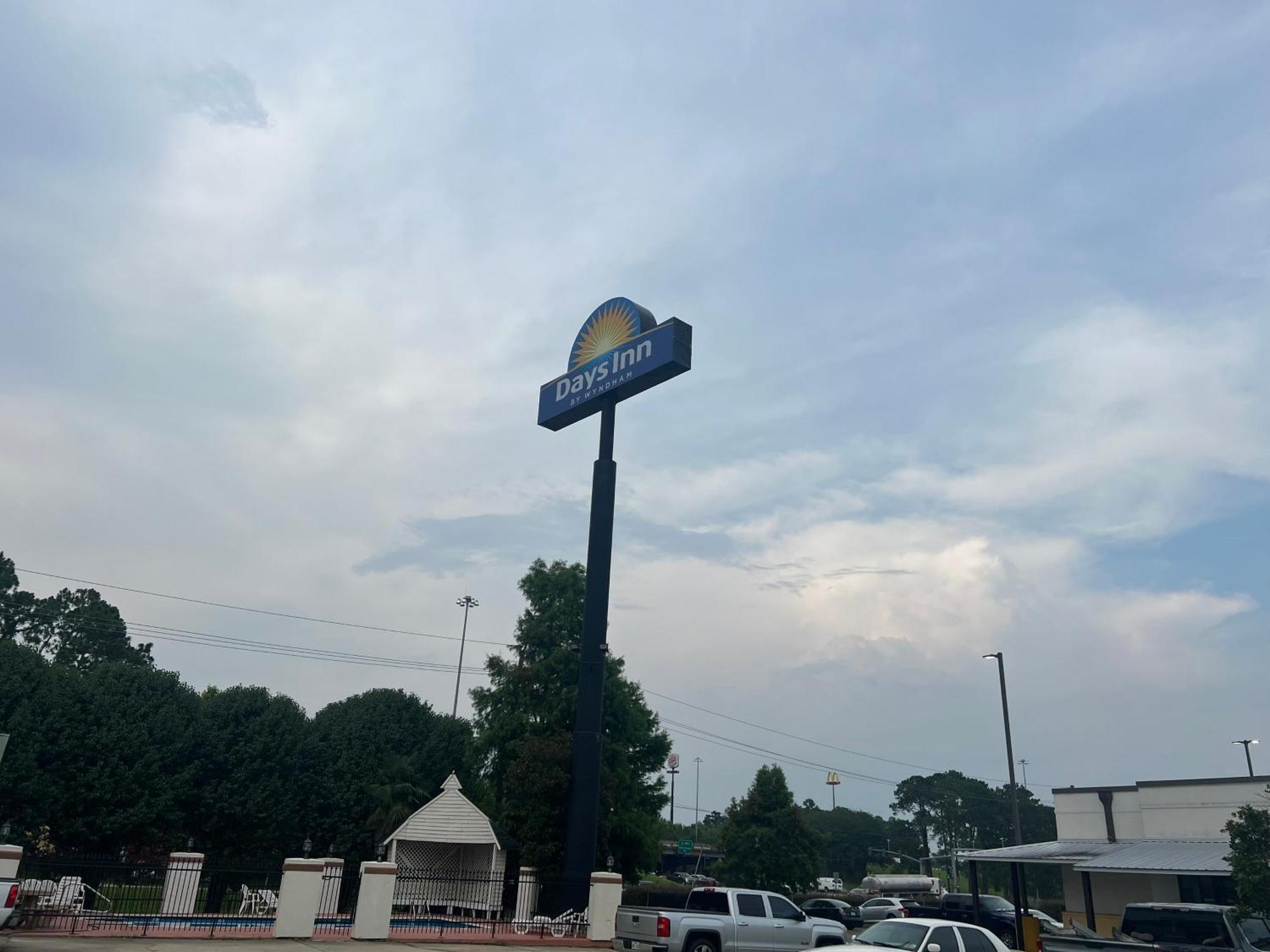 Days Inn By Wyndham Denham Springs-Baton Rouge East Екстер'єр фото