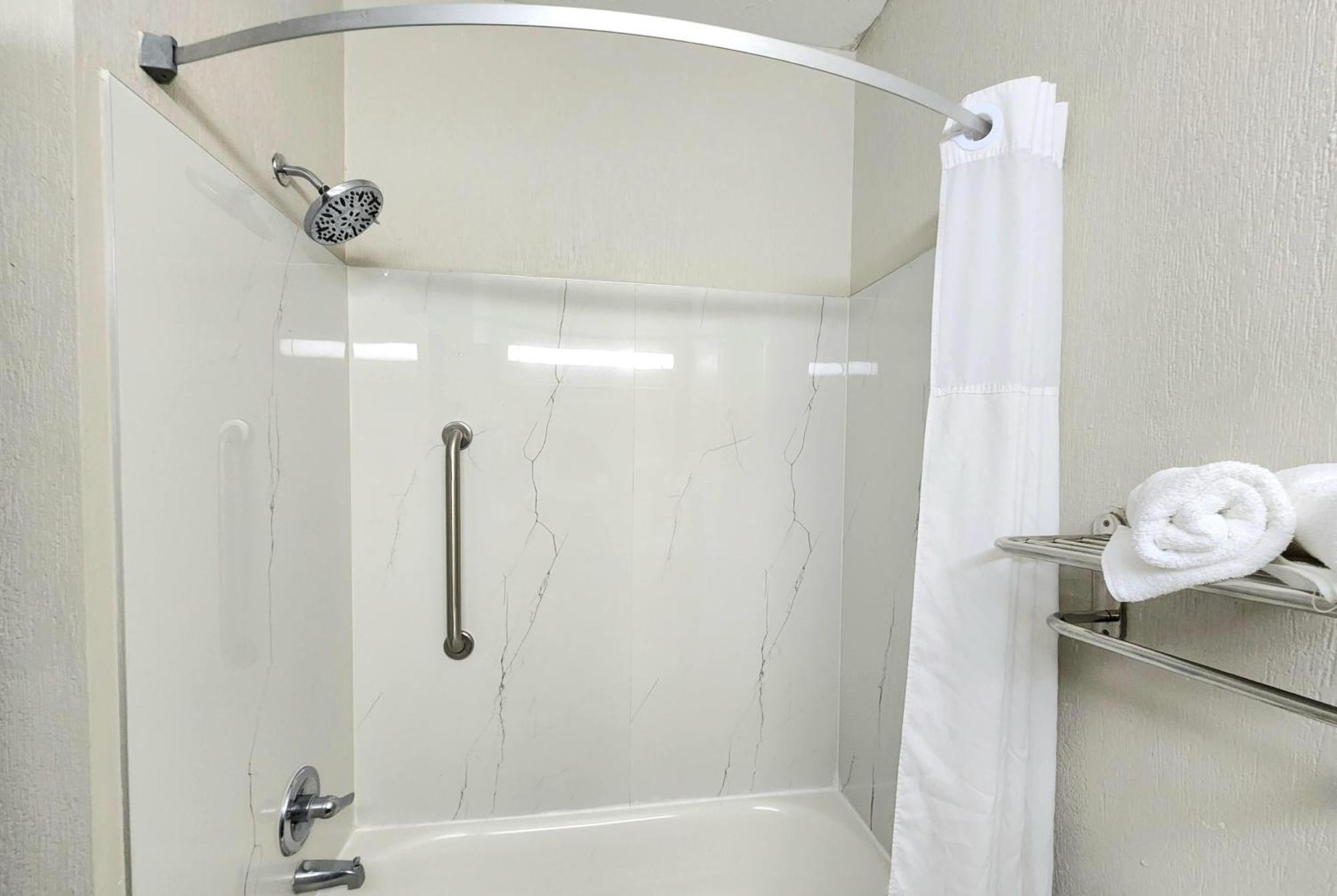Days Inn By Wyndham Denham Springs-Baton Rouge East Екстер'єр фото