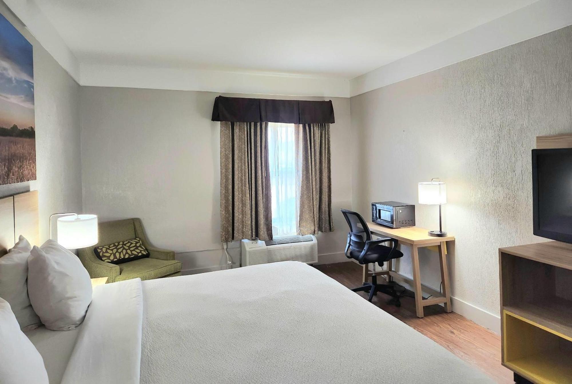 Days Inn By Wyndham Denham Springs-Baton Rouge East Екстер'єр фото