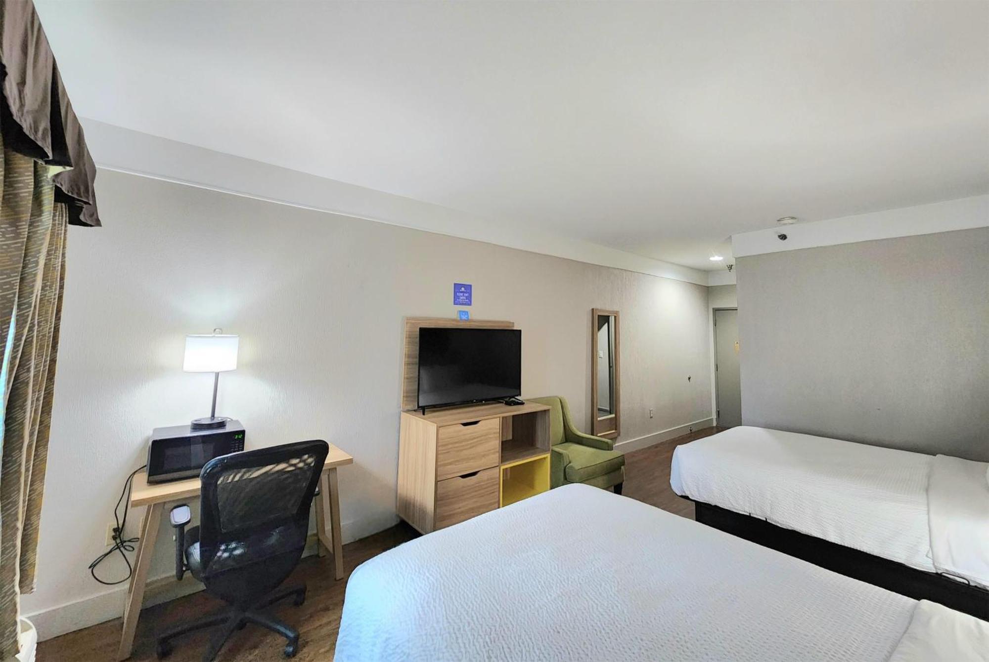 Days Inn By Wyndham Denham Springs-Baton Rouge East Екстер'єр фото