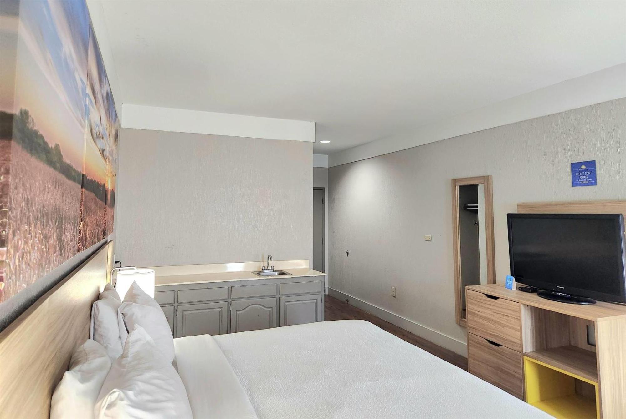 Days Inn By Wyndham Denham Springs-Baton Rouge East Екстер'єр фото